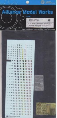 Picture of Germany WWII Panzer Crew Uniform Insignia and Devices