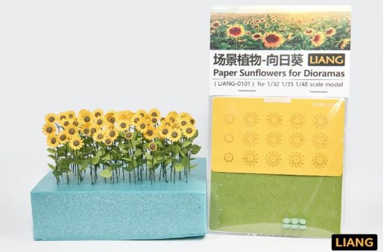 Picture of 1/35 Paper Sunflowers for Dioramas - LIANG Model 0101