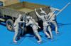 Picture of 1/35 Pushing Soviet Soldiers - MiniArt 35137