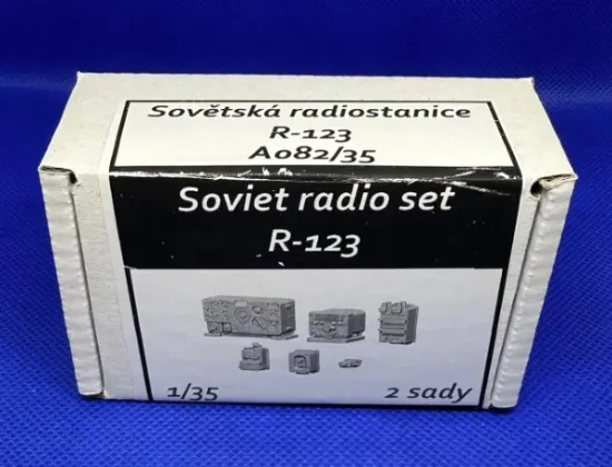 Picture of 1/35 Soviet radio set R-123 - Firma49 A082/35