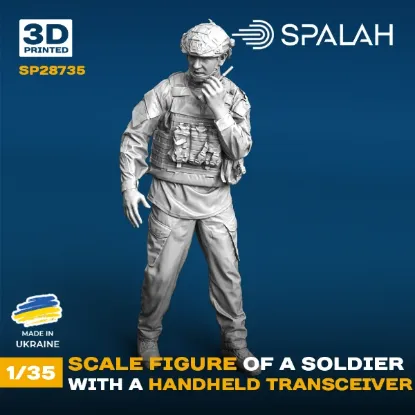 Picture of 1/35 Figure "Soldier with handheld transceiver". - Spalah Models SP28735