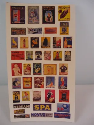 Picture of 1/35 Enamel Dutch Advertising Signs Set - Reality in Scale 35011