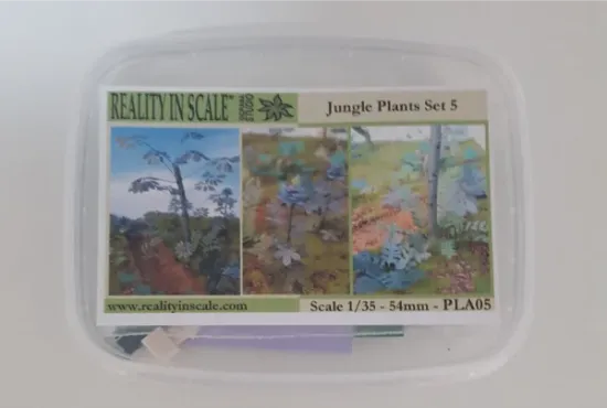 Picture of 1/35 Jungle Plants Set 5 – 4 Different Plants with Resin Parts and Polyurethane Leaves - Reality in Scale PLA05