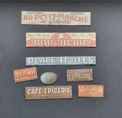 Picture of 1/35 Shop & Business Signs on Real Wood – France Set 2 – Sheet 9.5×10cm - Reality in Scale 35275